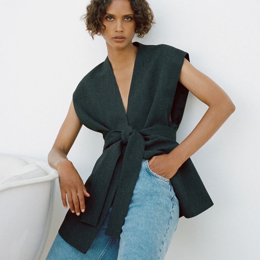 Zara Waistcoat Vest with Belt - Picture 4 of 15